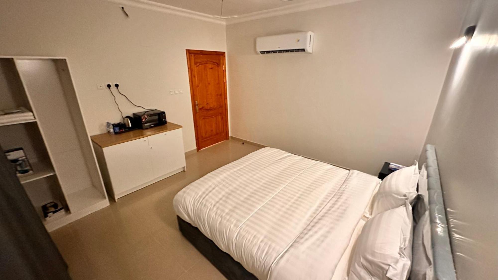 فاخر بغرفتي نوم قريب المسجد النبوي 305 دخّول ذاتي Self Check In Apartment Medina